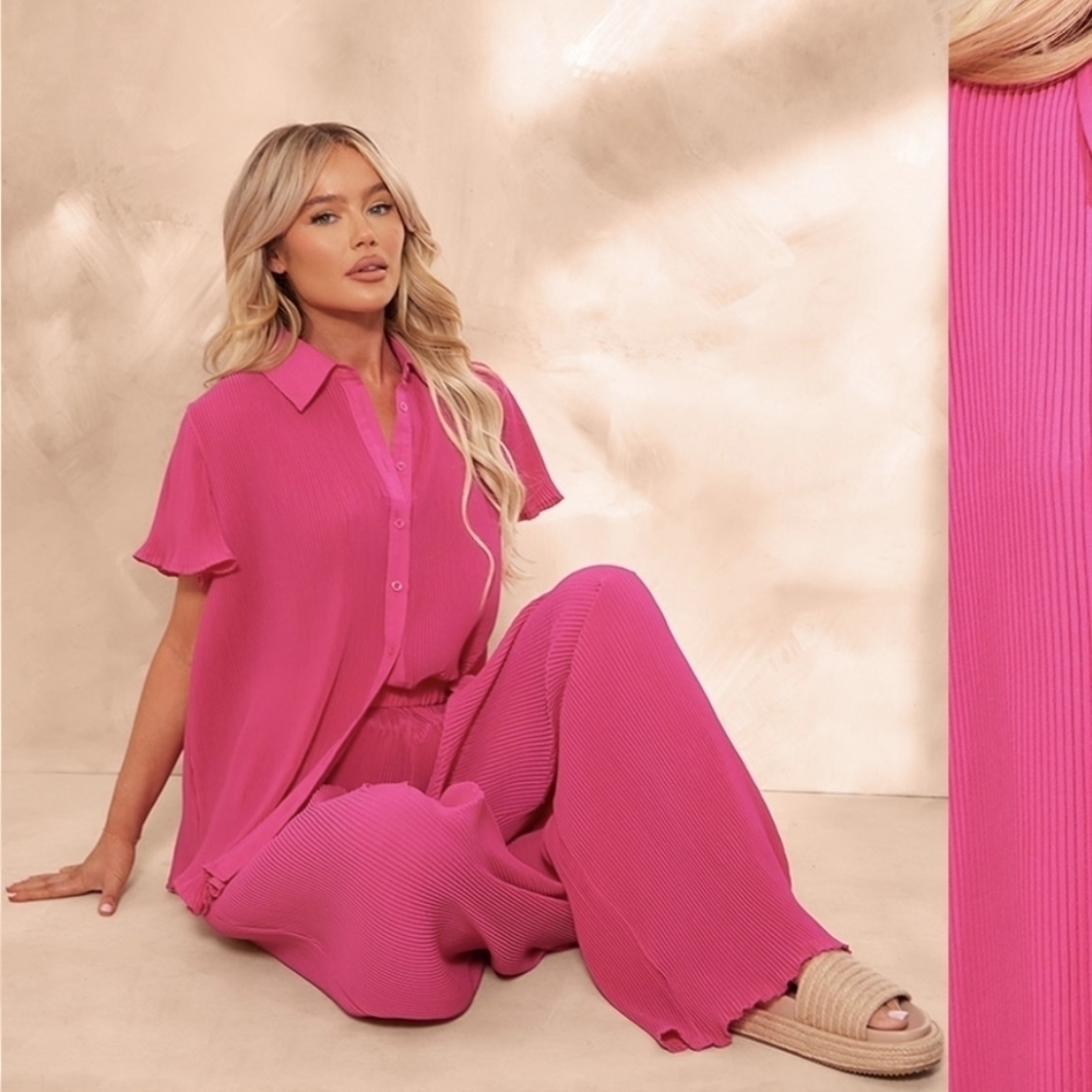 PrettyLittleThing Hot Pink Plisse Button Front Oversized Shirt NWT